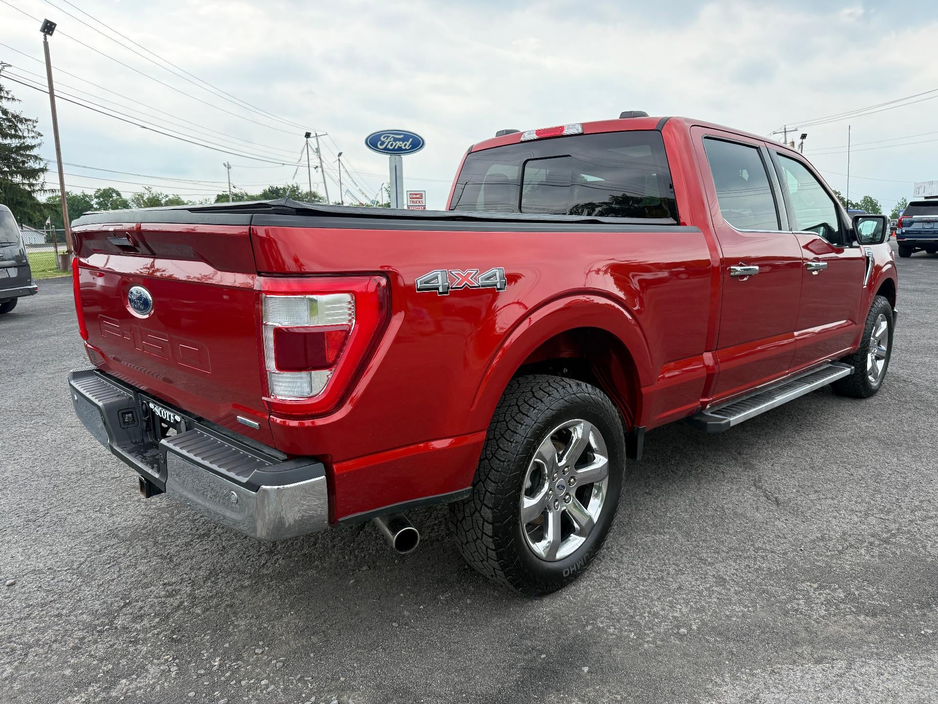 2023 Ford F-150 LARIAT 4WD SuperCrew 5.5' Box