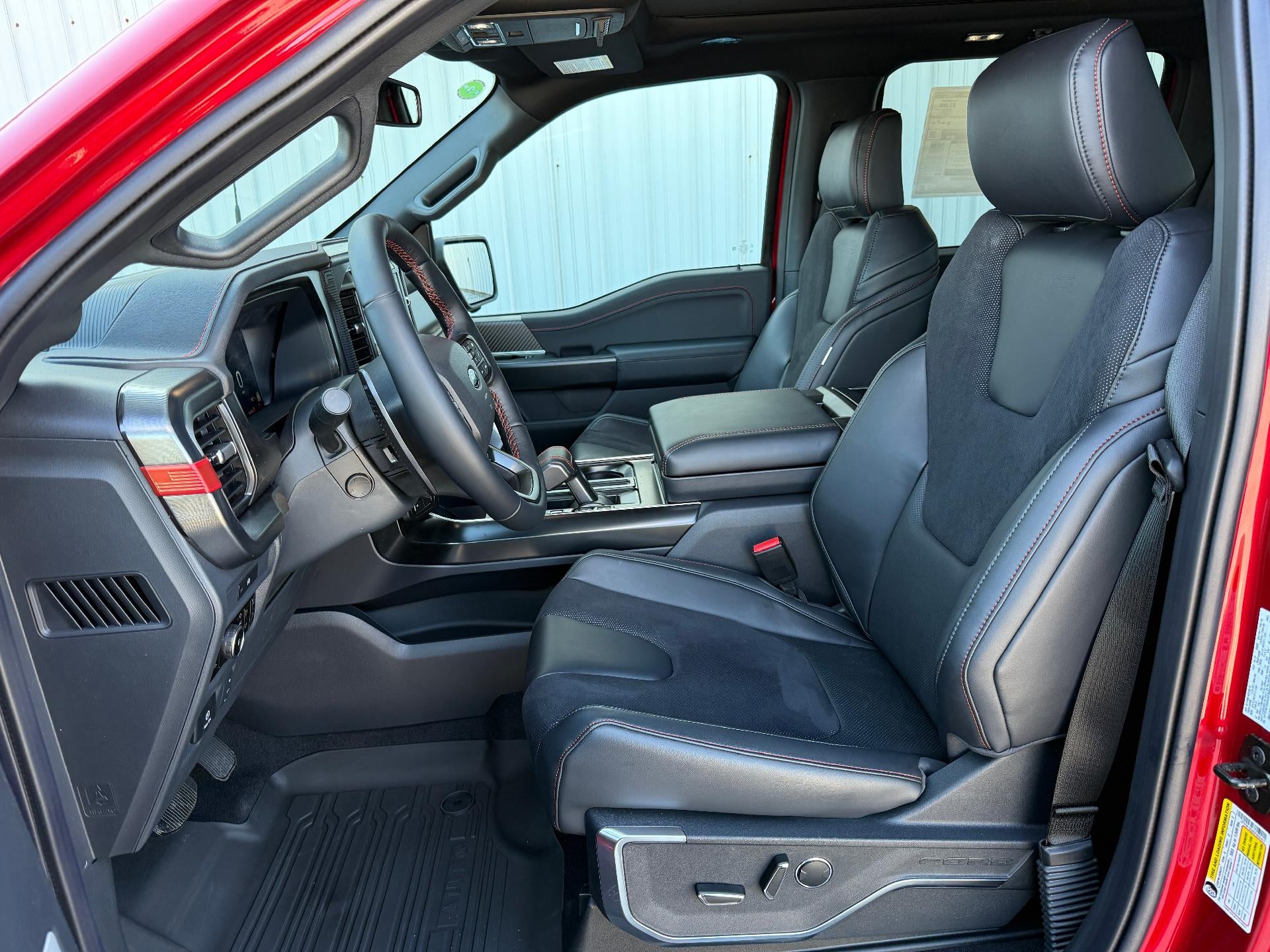 2025 Ford F-150 Raptor 4WD SuperCrew 5.5' Box