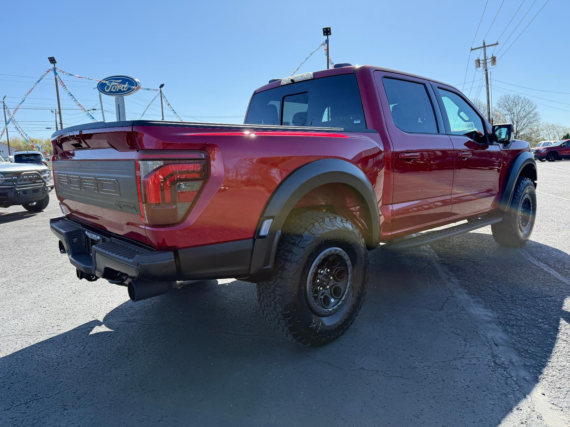 2025 Ford F-150 Raptor 4WD SuperCrew 5.5' Box