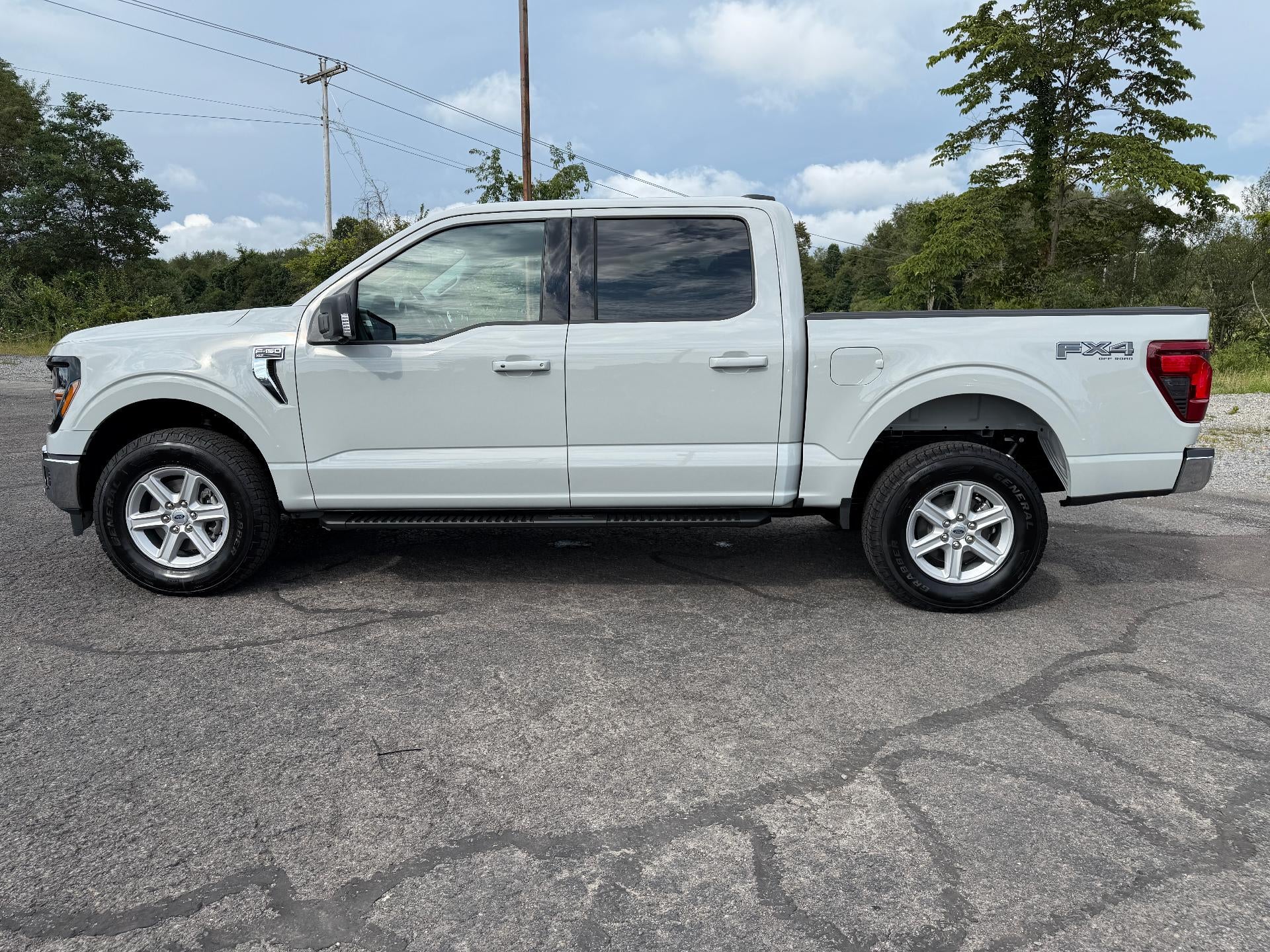 2026 Ford F-150 XLT 4WD SuperCrew 5.5' Box
