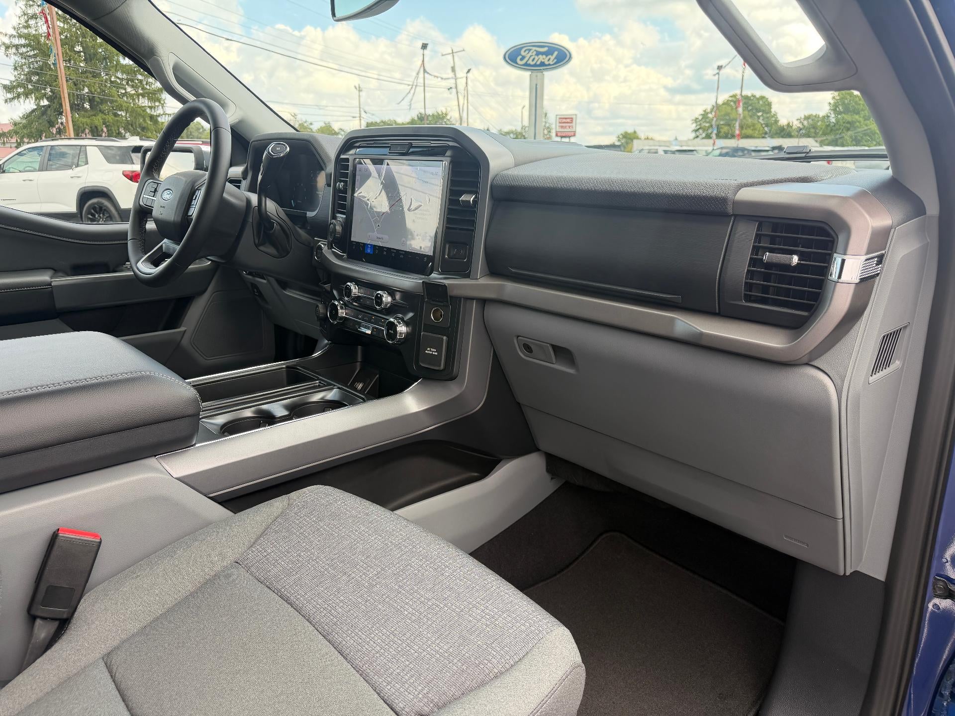2026 Ford F-150 XLT 4WD SuperCrew 5.5' Box