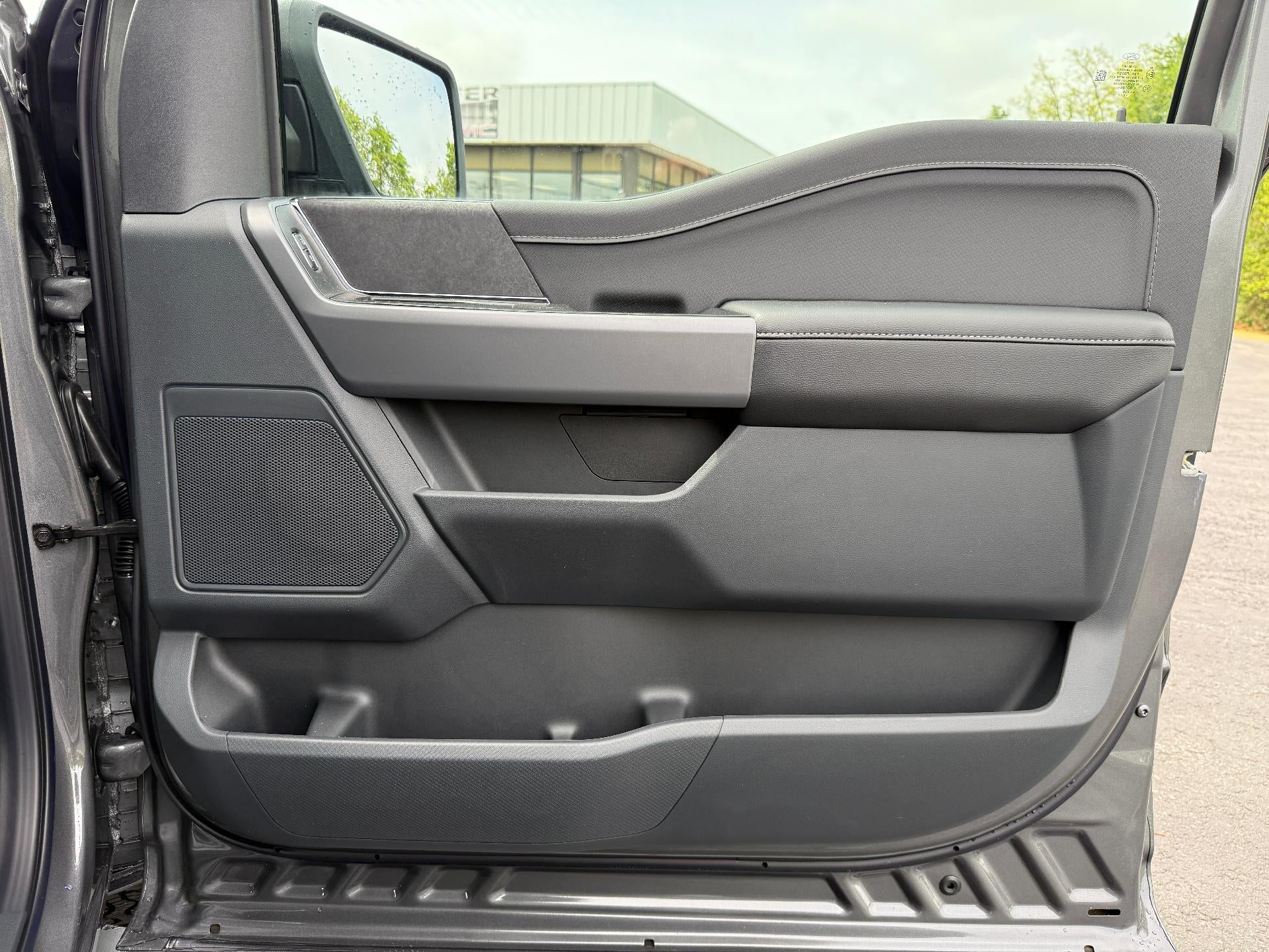 2025 Ford F-150 XLT 4WD SuperCrew 5.5' Box