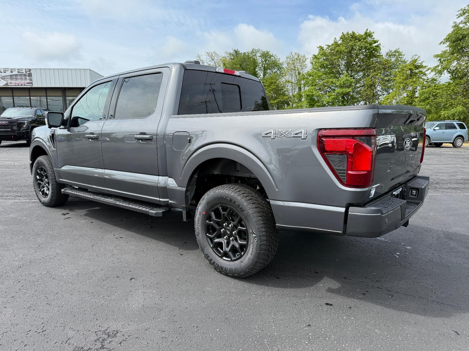 2025 Ford F-150 XLT 4WD SuperCrew 5.5' Box
