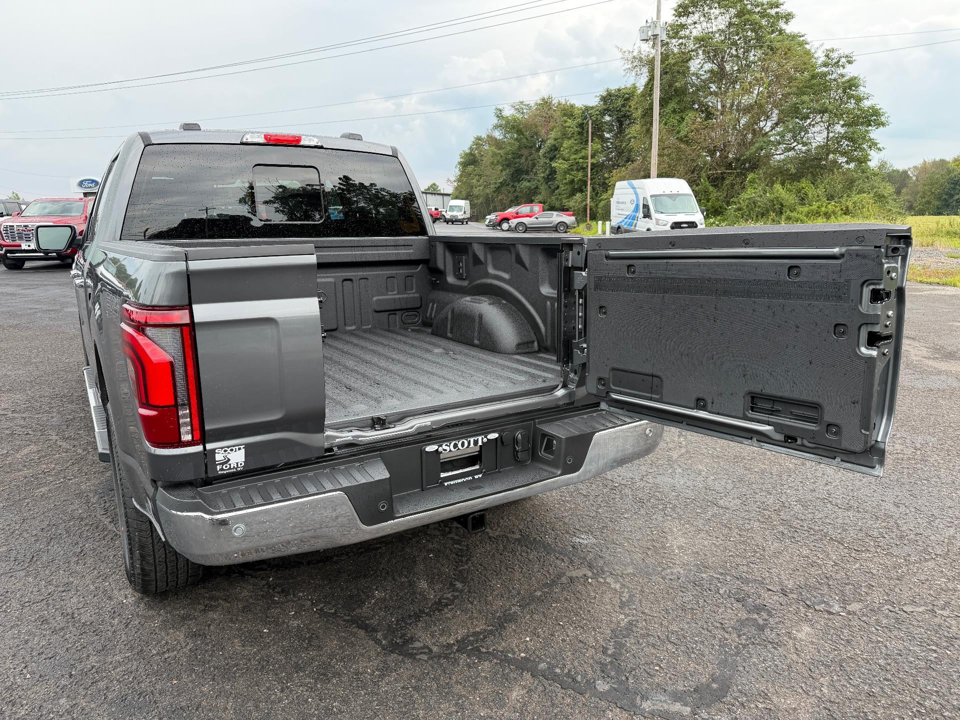 2026 Ford F-150 LARIAT 4WD SuperCrew 5.5' Box