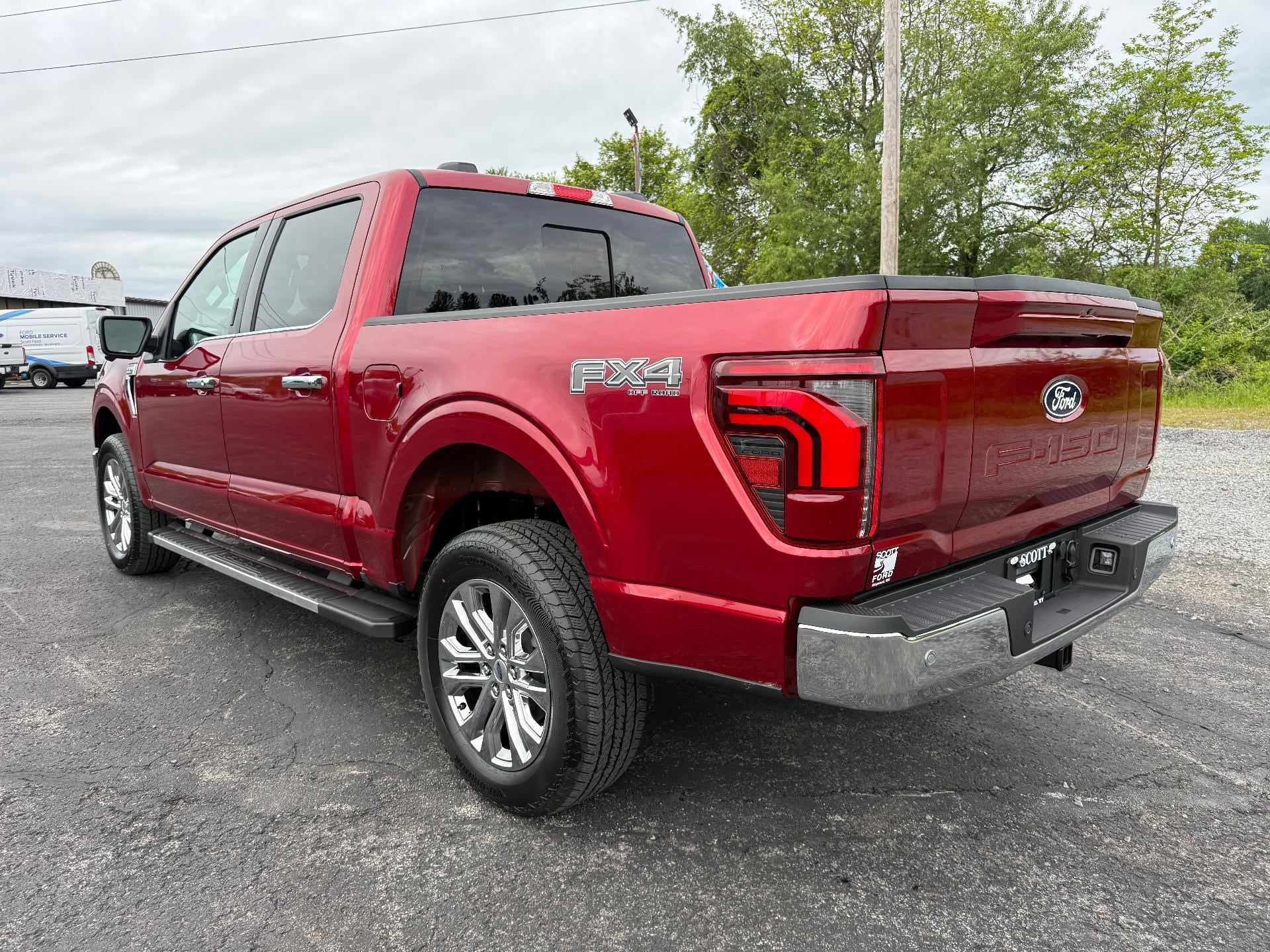 2026 Ford F-150 LARIAT 4WD SuperCrew 5.5' Box