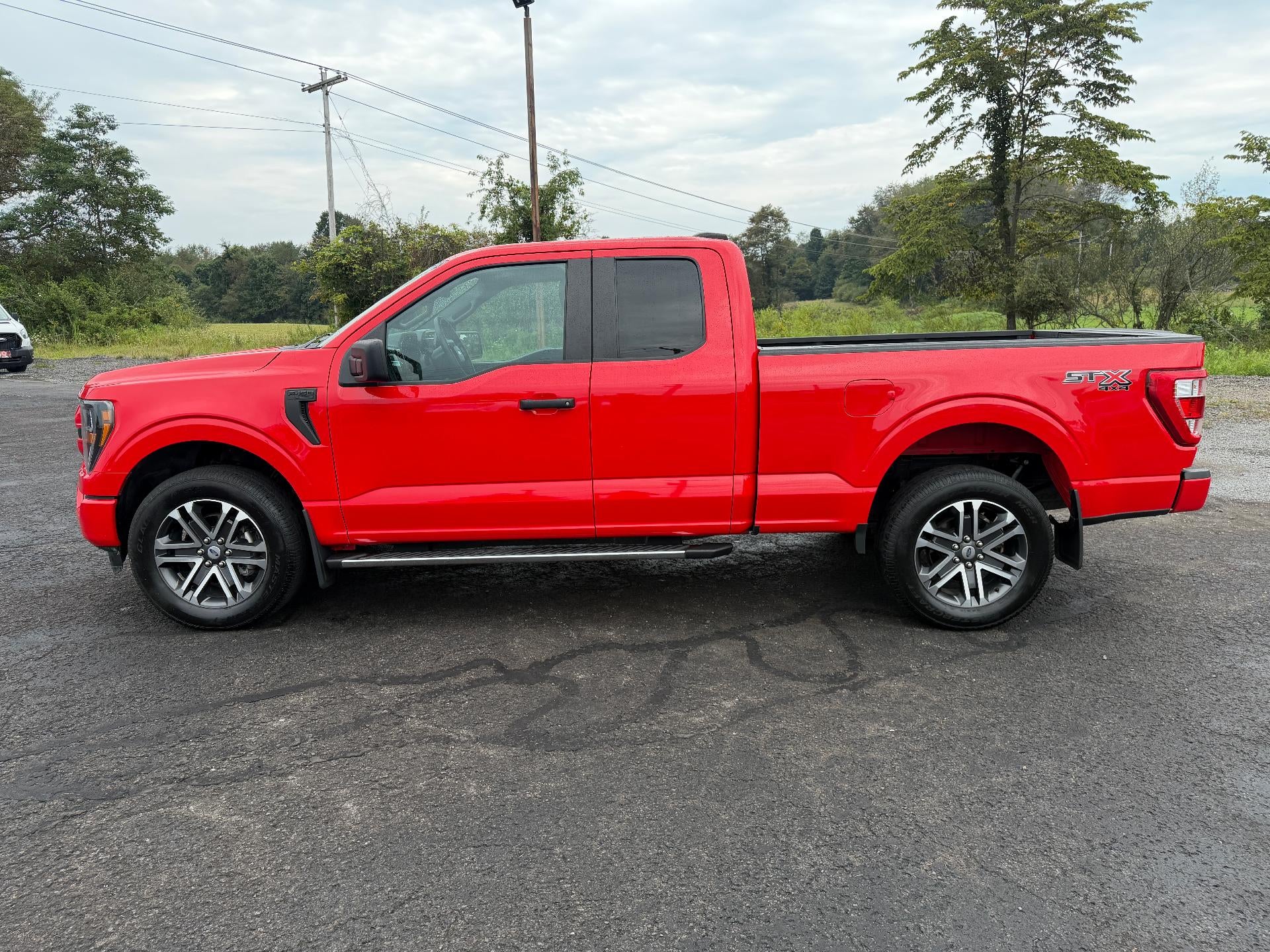 2023 Ford F-150 XL 4WD SuperCab 6.5' Box