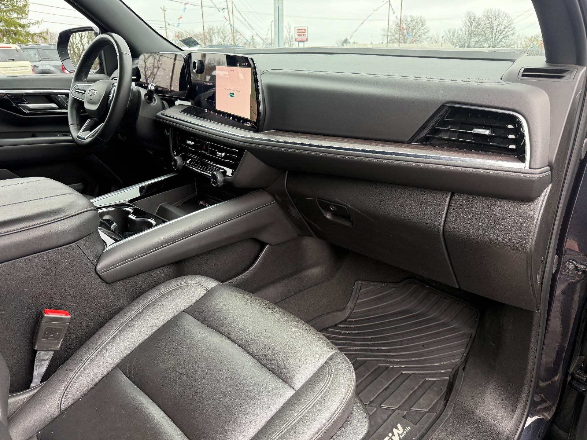 2025 Chevrolet Suburban 4WD Z71