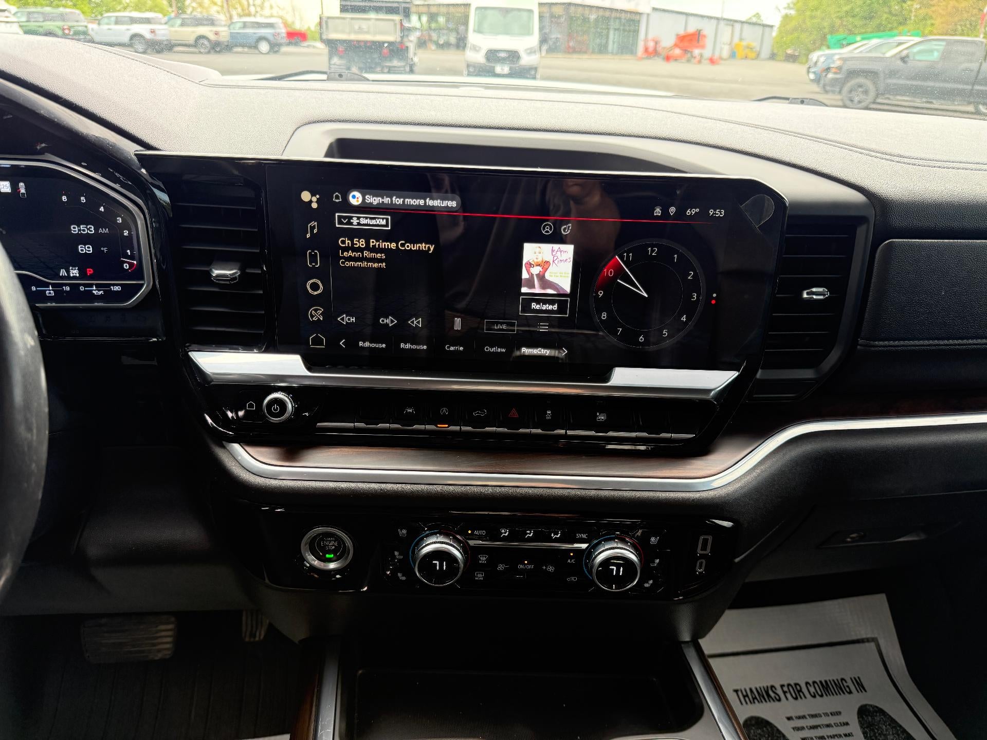 2022 GMC Sierra 1500 Crew Cab Short Box 4-Wheel Drive SLT