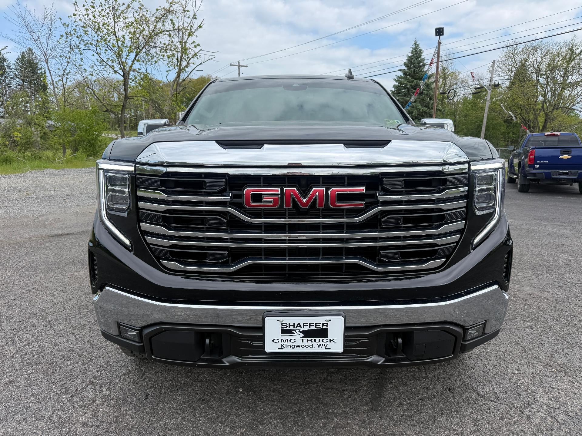 2022 GMC Sierra 1500 Crew Cab Short Box 4-Wheel Drive SLT