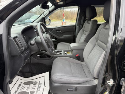 2023 Nissan Frontier Crew Cab 4x4 SV Auto *Ltd Avail*