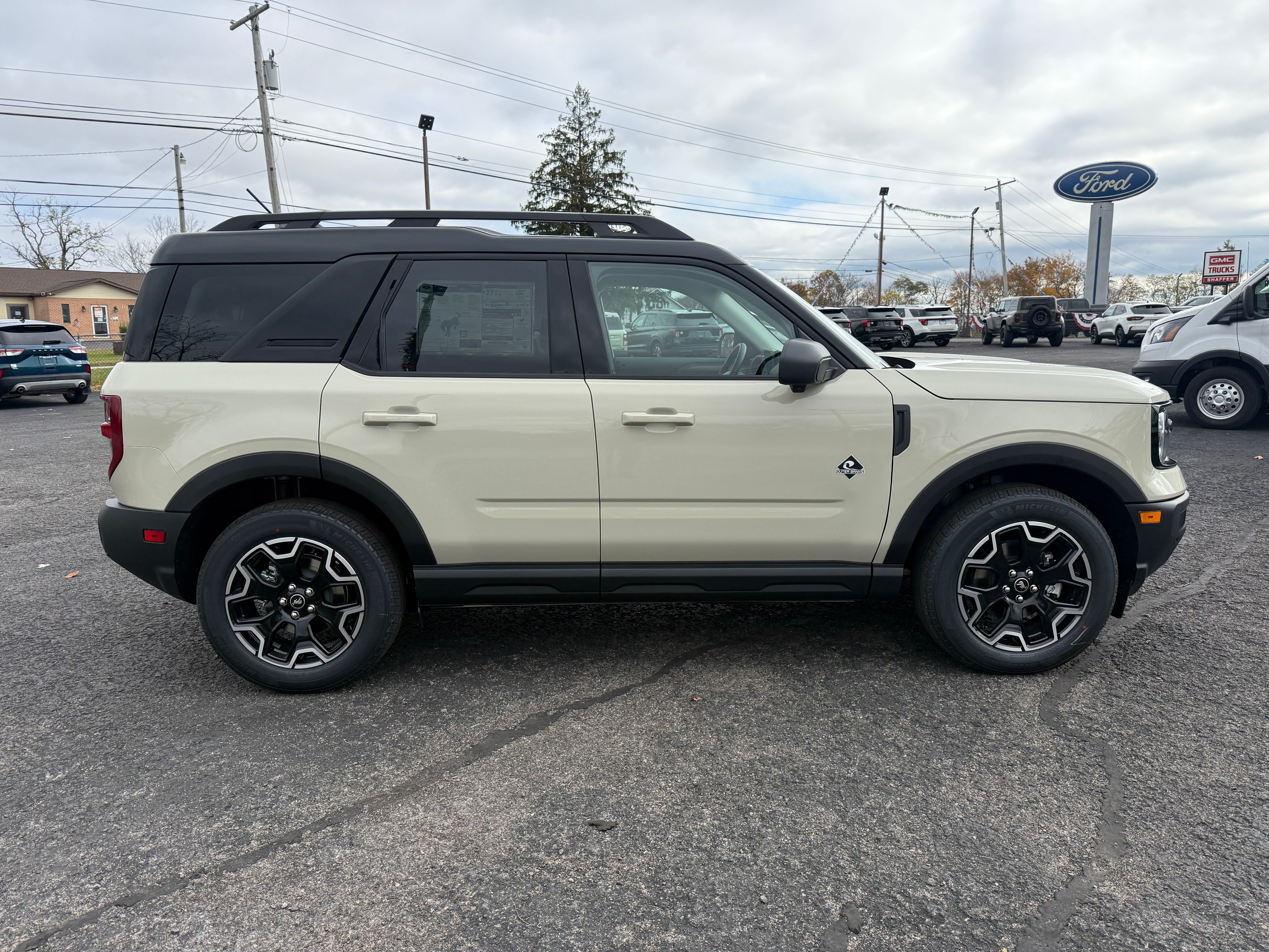 2025 Ford Bronco Sport Outer Banks 4x4