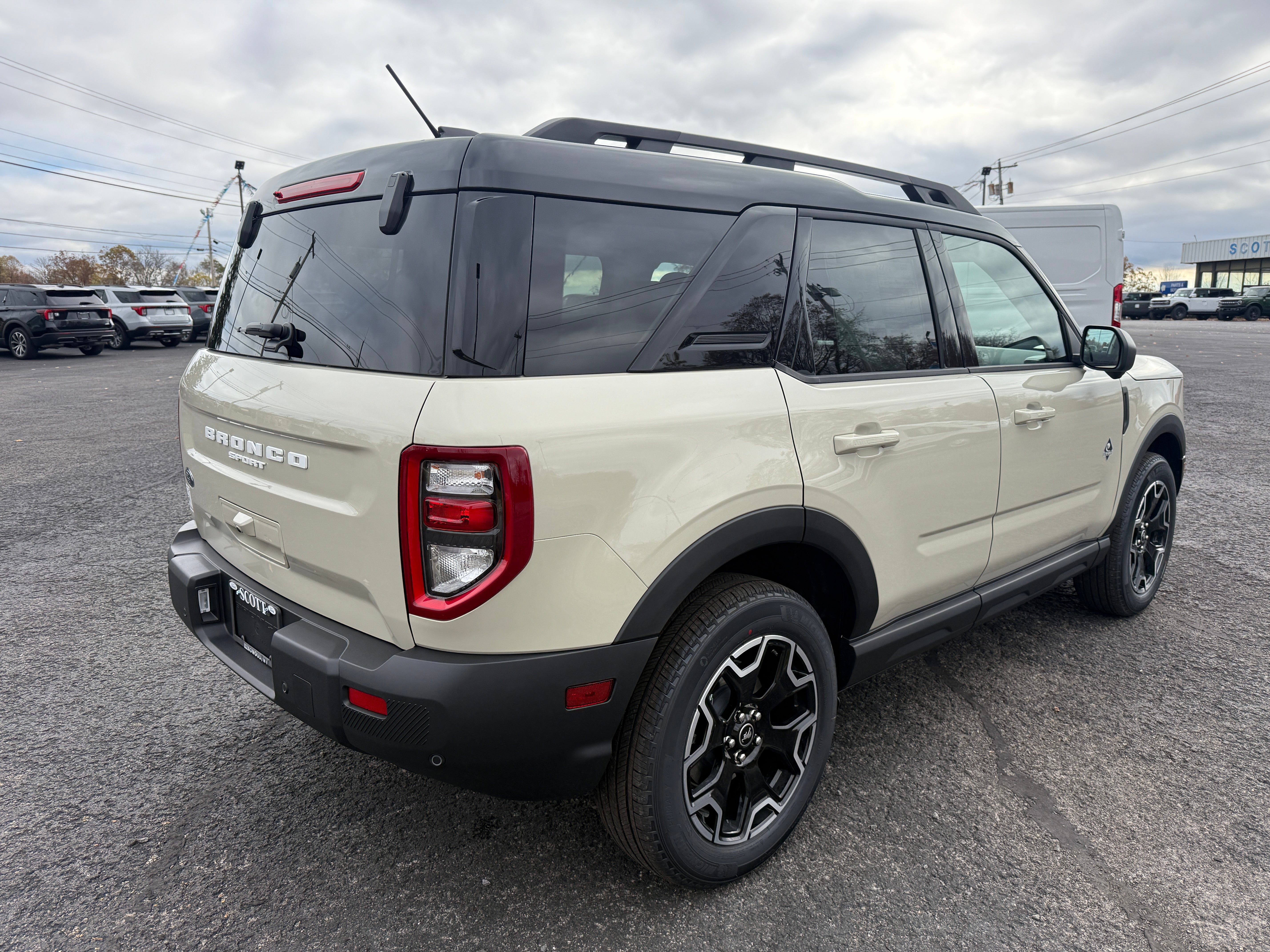 2025 Ford Bronco Sport Outer Banks 4x4