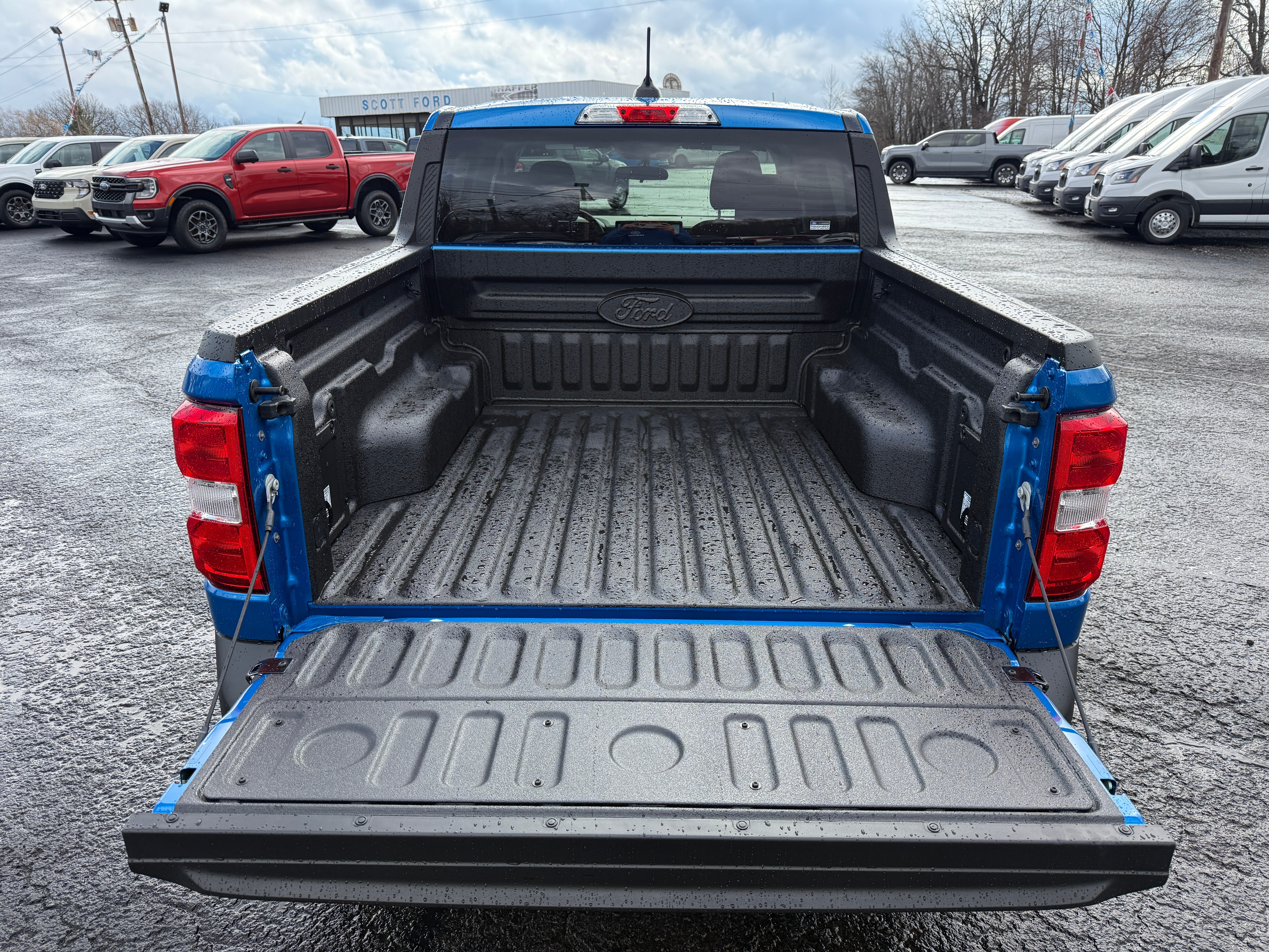 2025 Ford Maverick XL AWD SuperCrew