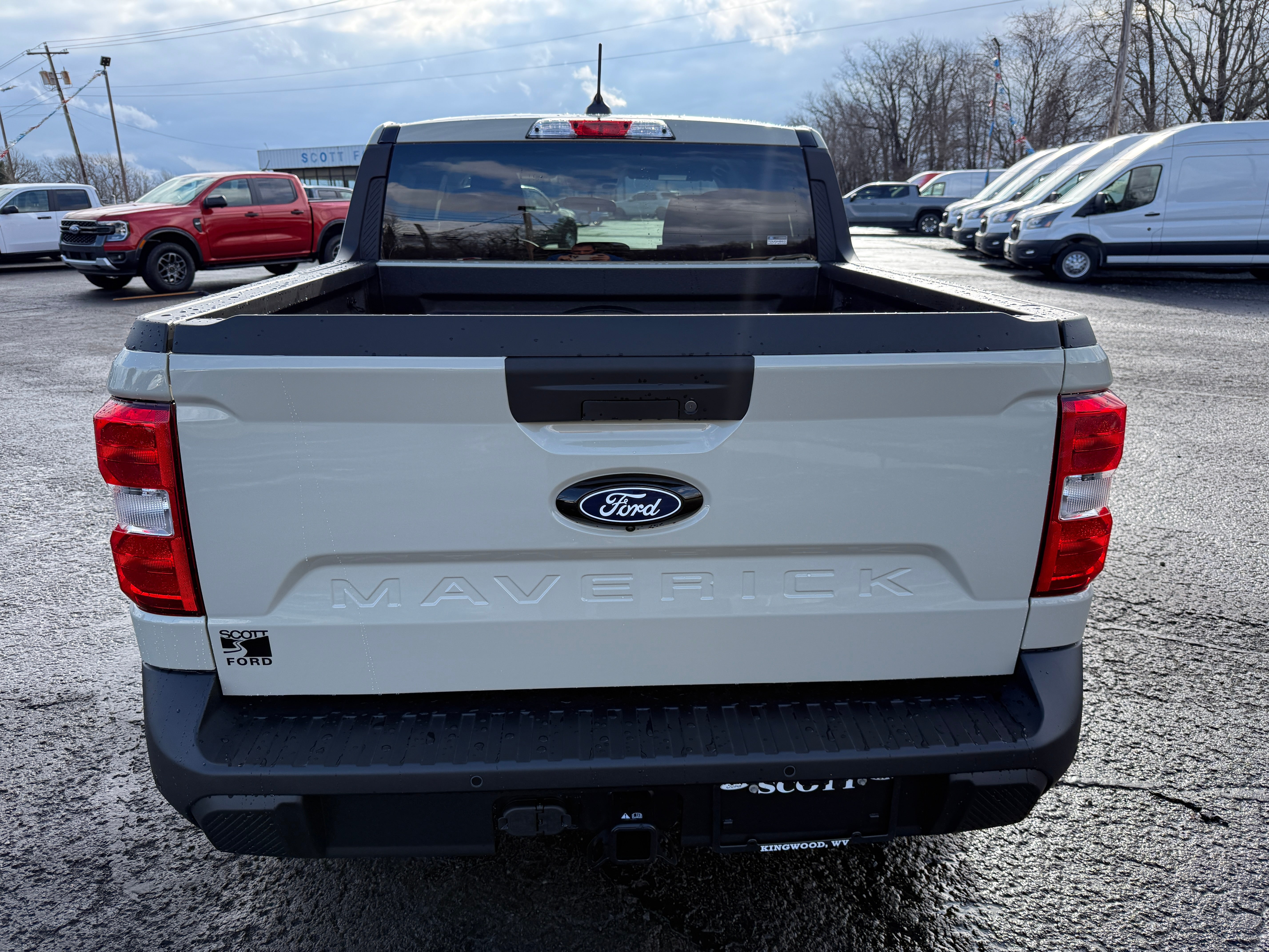 2025 Ford Maverick XL AWD SuperCrew