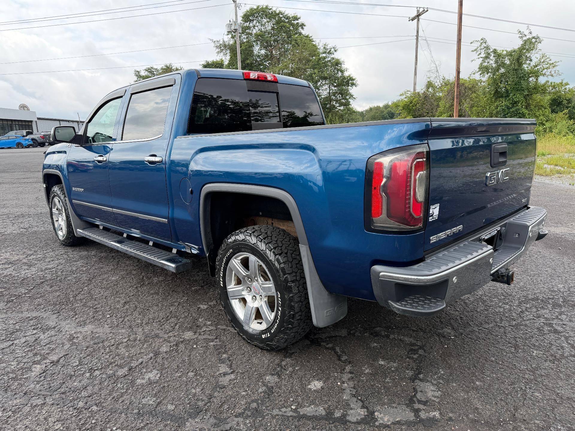 2018 GMC Sierra 1500 Crew Cab Short Box 4-Wheel Drive SLT